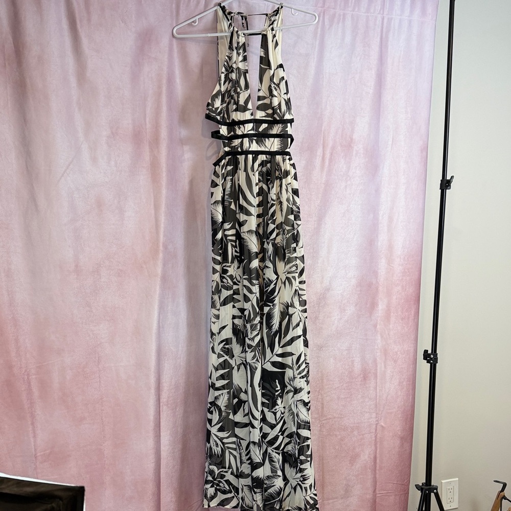 Express Black and White Leaf Print Maxi Dress
